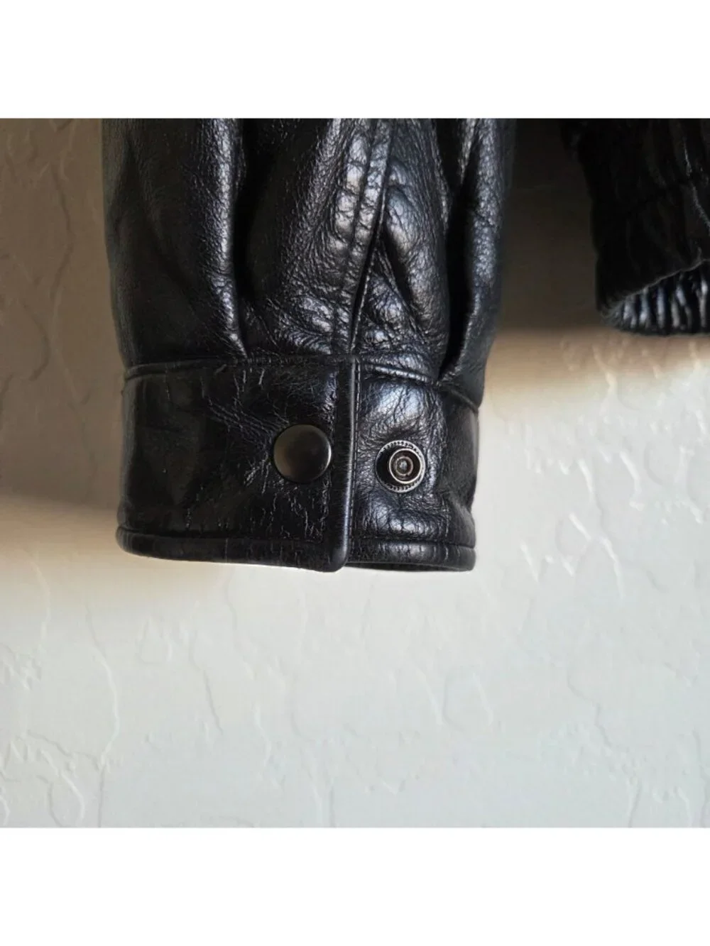 Wilsons Leather Black Leather Bomber Jacket Size Men's XL Full Zip Vintage 90's